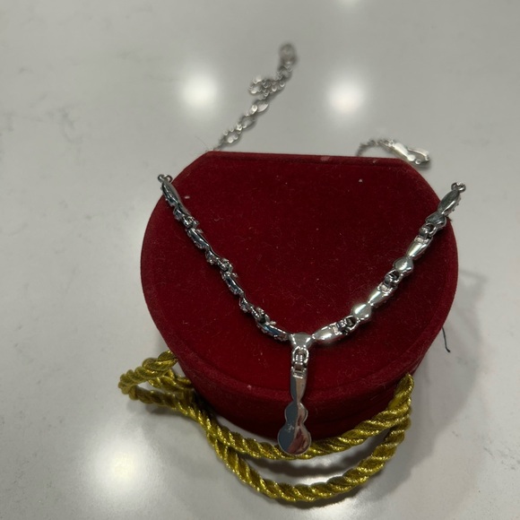 Swarovski Signed Emma Y shaped necklace - Picture 2 of 4